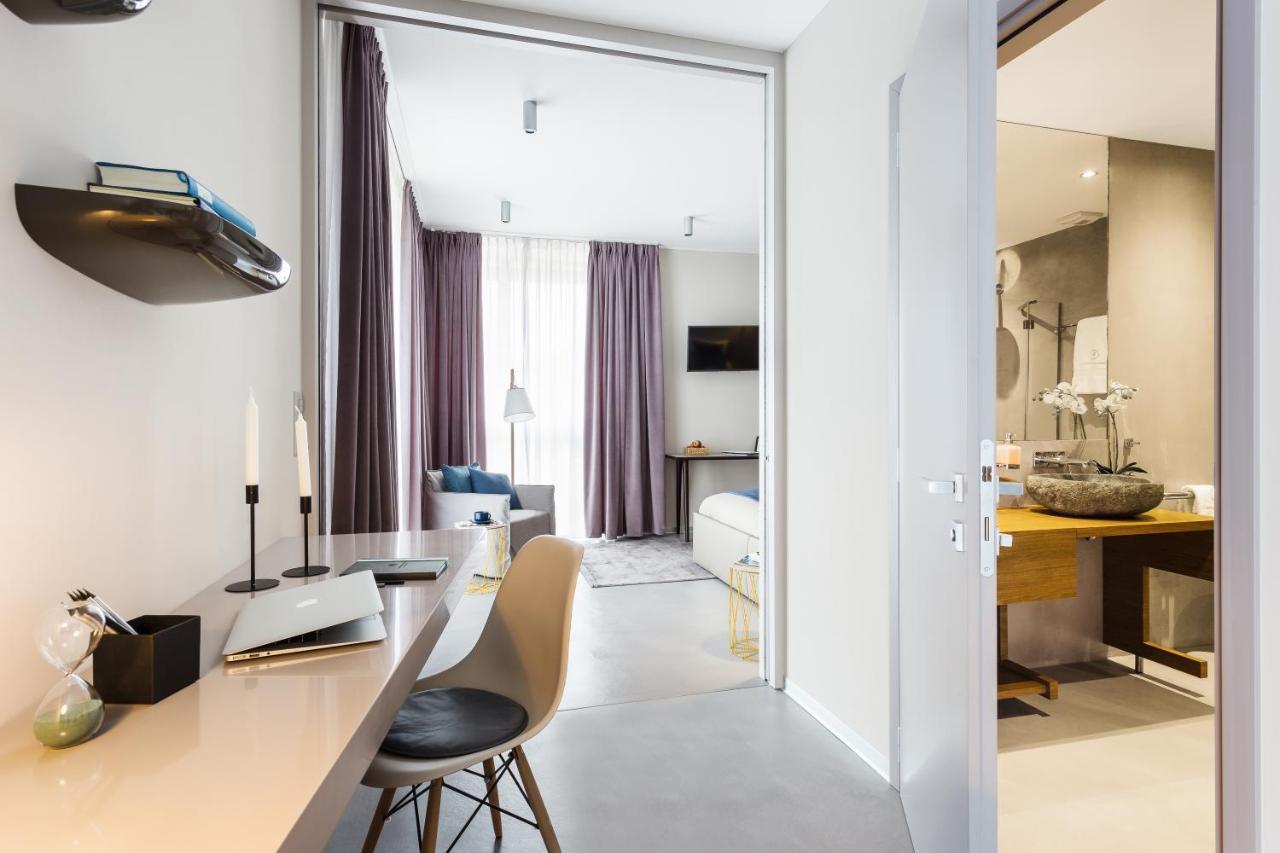 Visionapartments St Sulpice - Contactless Check-In Lausanne Bagian luar foto